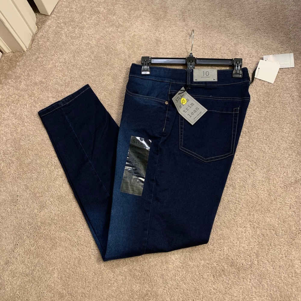 Dark Jeans